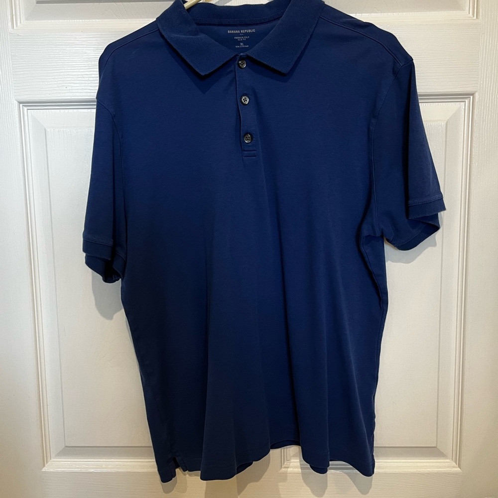 Mens Banana Republic polo.